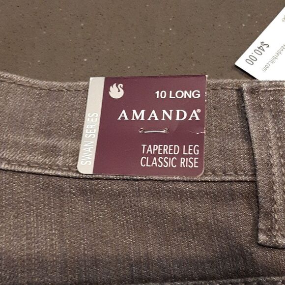 Gloria Vanderbilt "Amanda" sz 10 long jeans NWT tapered legs, classic rise - Picture 3 of 15